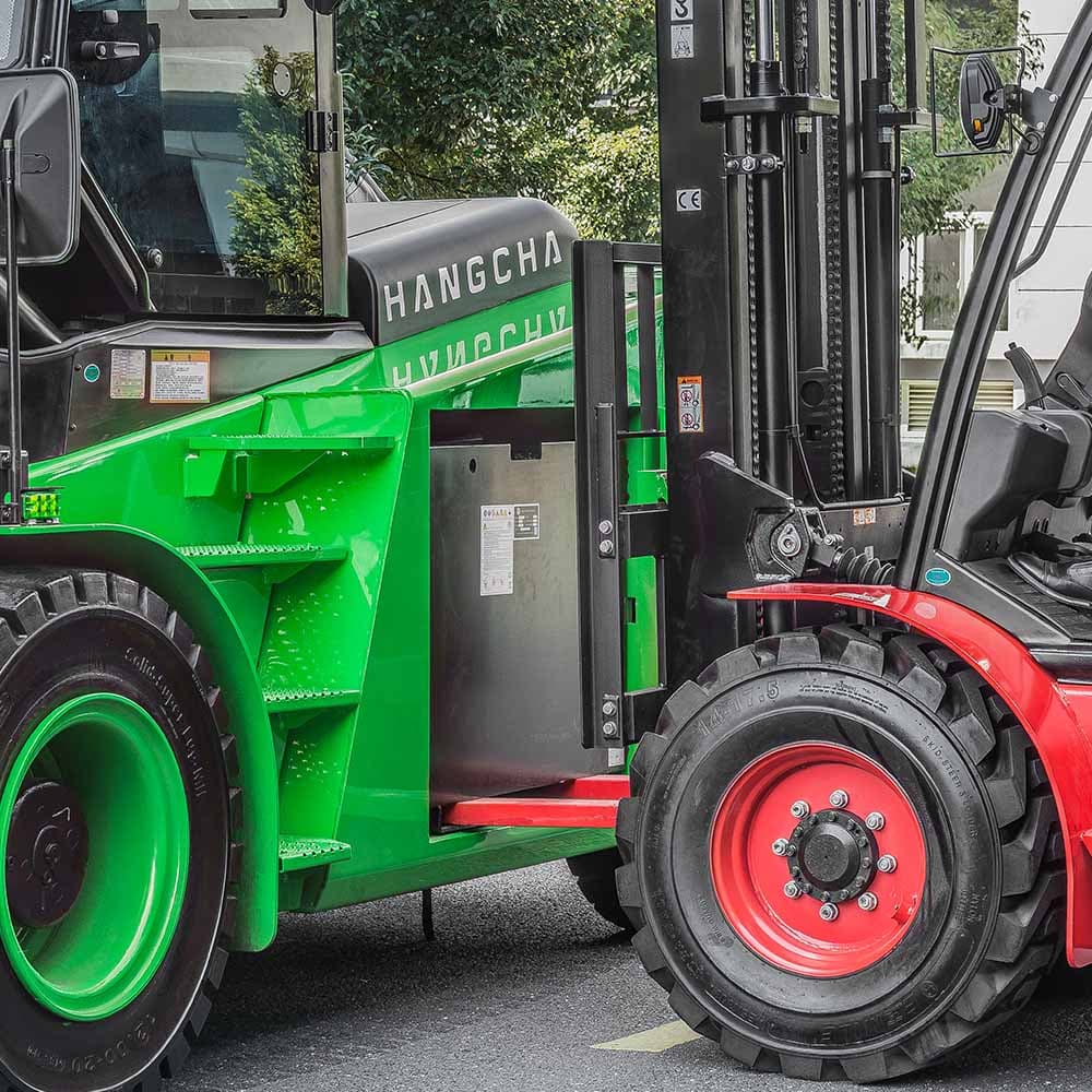 A Serisi 12.0-16.0t Yüksek Kapasiteli Li-İyon Forklift thumbnail 10