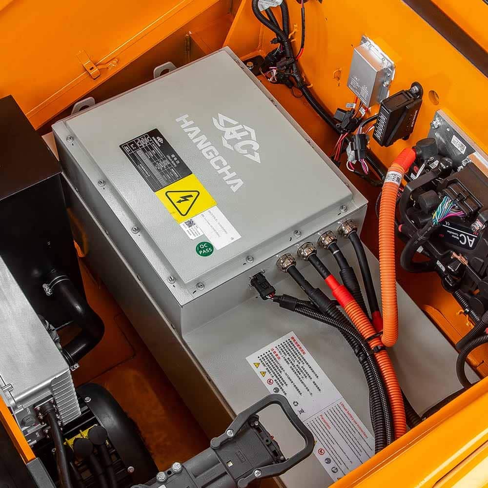 XA II Serisi 3.0-3.8t Lityum Bataryalı Elektrikli Forklift thumbnail 4