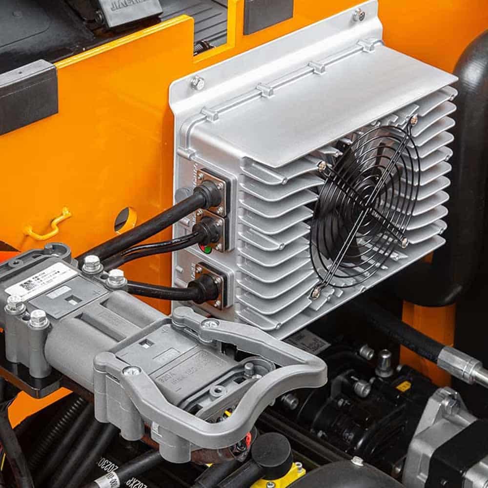 XA II Serisi 3.0-3.8t Lityum Bataryalı Elektrikli Forklift thumbnail 5