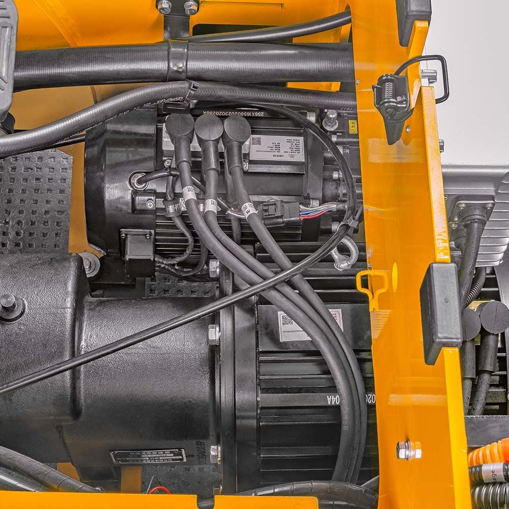 XA III Serisi 2.0-3.8t Lityum Bataryalı Elektrikli Forklift thumbnail 5
