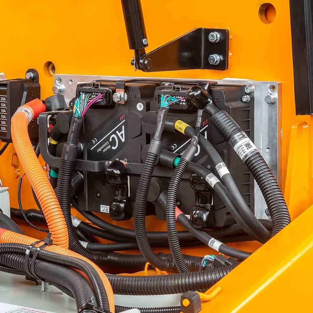 XA III Serisi 2.0-3.8t Lityum Bataryalı Elektrikli Forklift thumbnail 6
