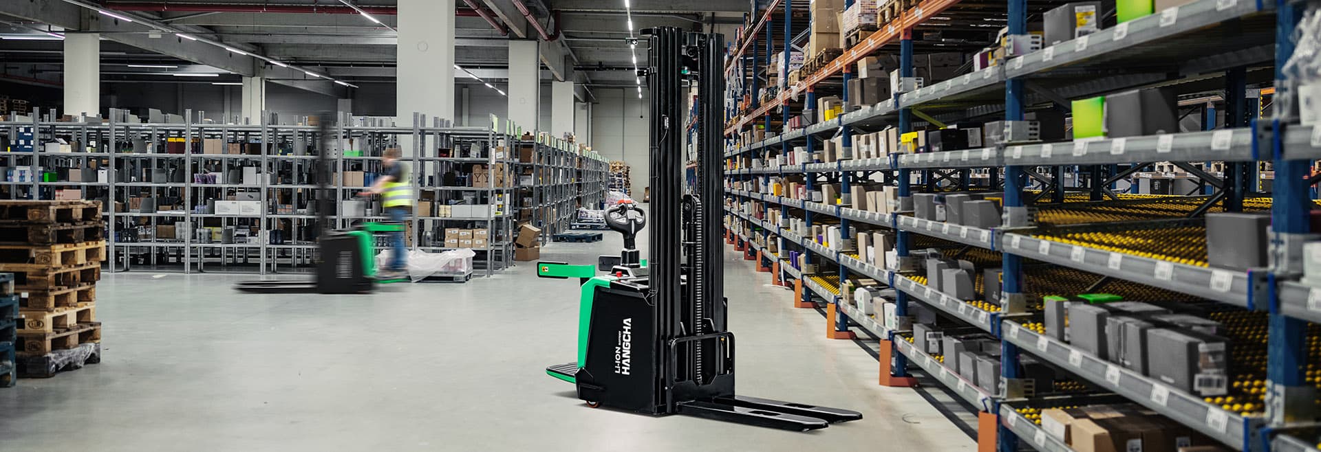 Hangcha XA Serisi Platformlu Lityum İstif Makinesi (1.2 - 2.0 Ton) - 1
